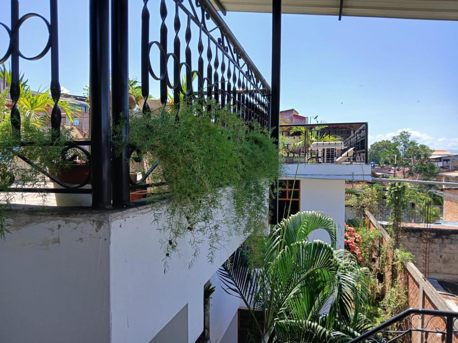 Alojamiento Familiar Custodia Tarapoto Exterior foto